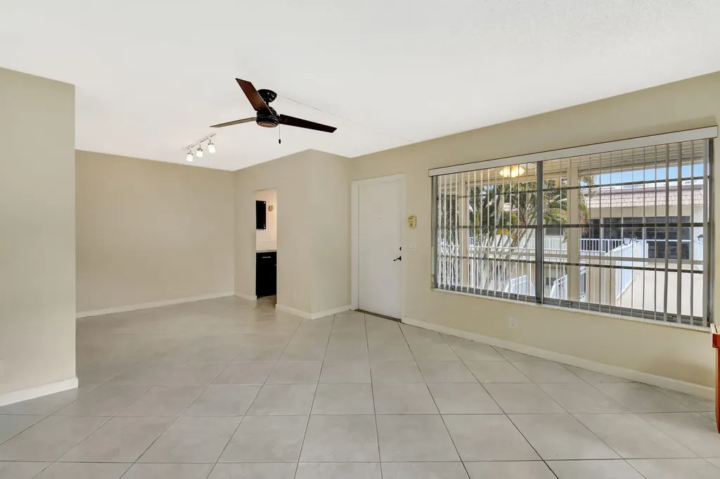 638 Snug Harbor Drive Boynton Beach FL 33435
