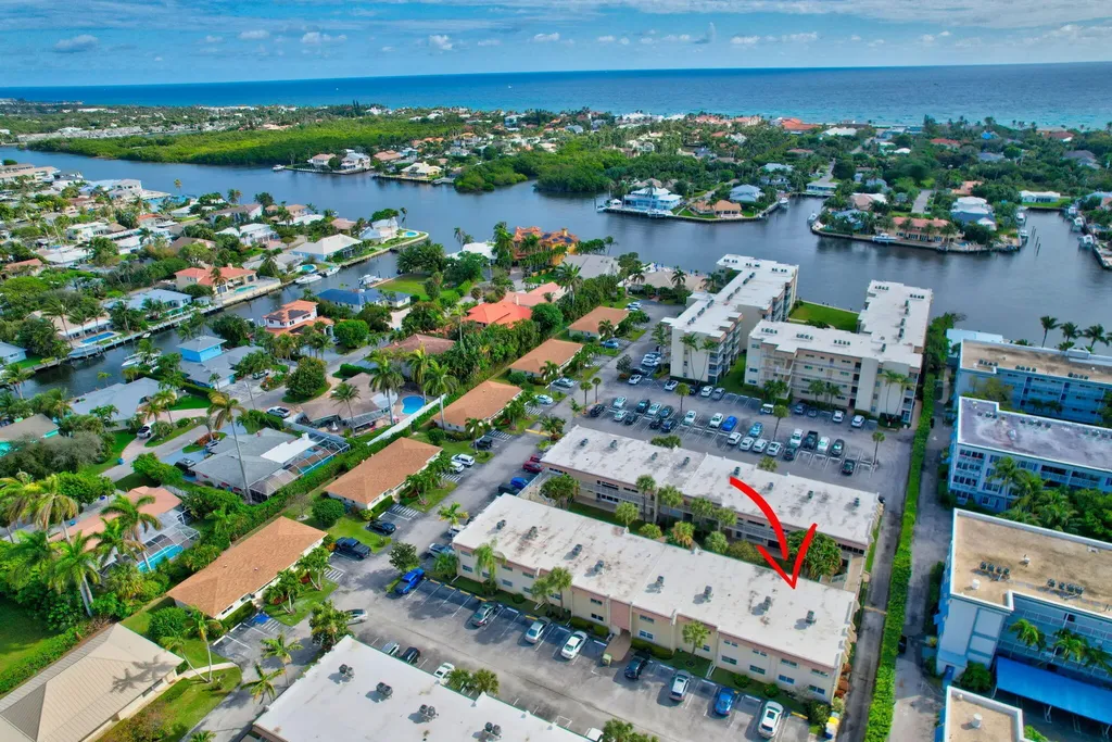 638 Snug Harbor Drive Boynton Beach FL 33435