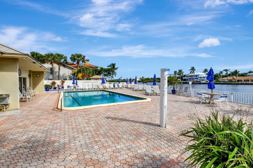 638 Snug Harbor Drive Boynton Beach FL 33435