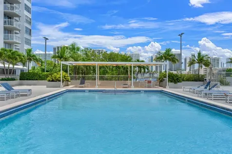 18011 Biscayne Boulevard Aventura FL 33160