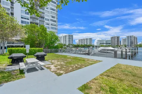 18011 Biscayne Boulevard Aventura FL 33160