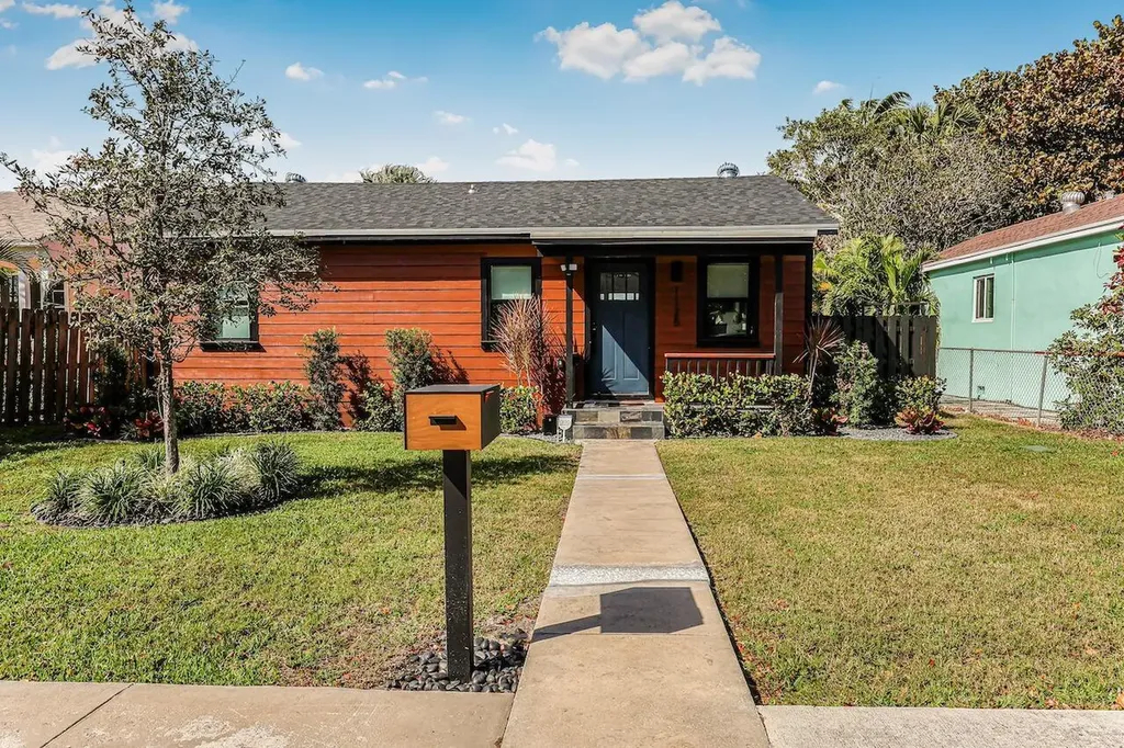 1125 N K Street Lake Worth Beach FL 33460