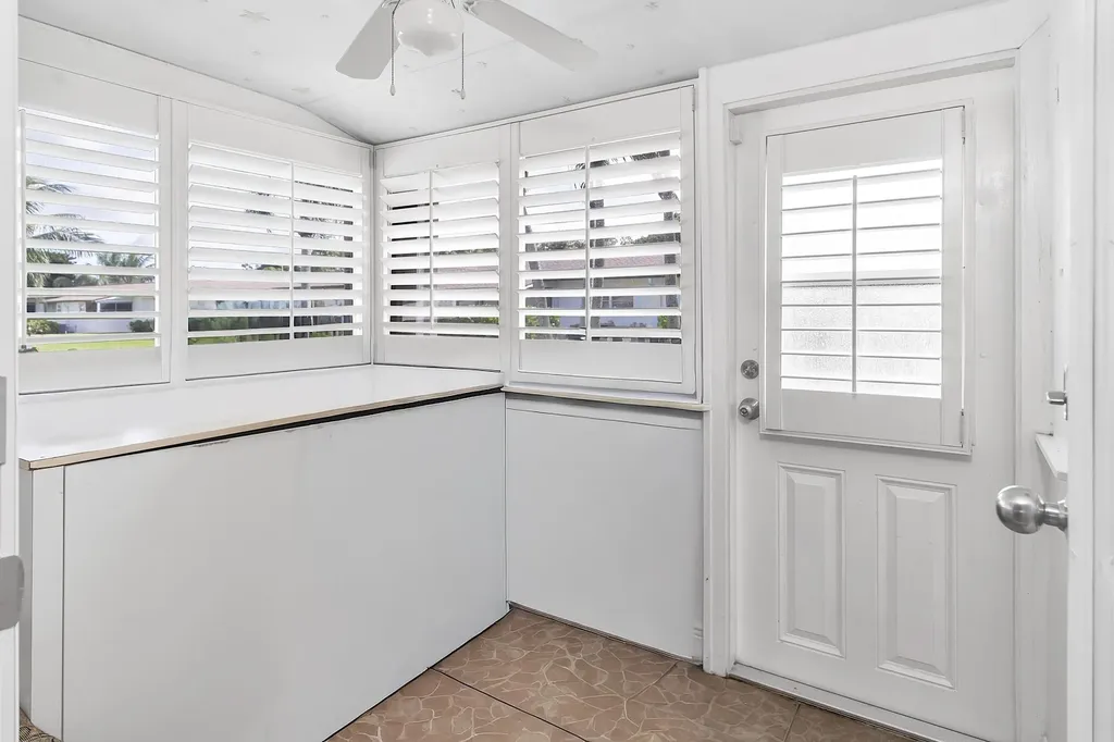 2545 Dudley Drive W West Palm Beach FL 33415