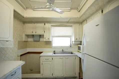 2545 Dudley Drive W West Palm Beach FL 33415
