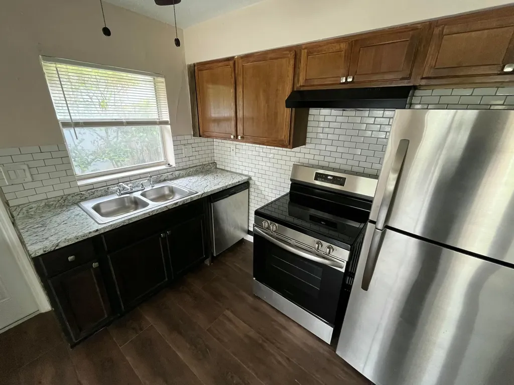 1335 NW 7th Terrace Fort Lauderdale FL 33311