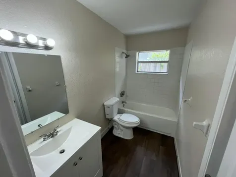 1335 NW 7th Terrace Fort Lauderdale FL 33311