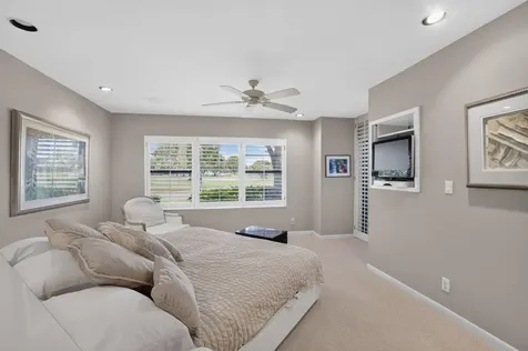4 Eastgate Drive Boynton Beach FL 33436