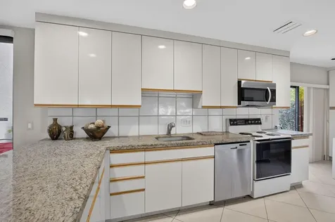 4 Eastgate Drive Boynton Beach FL 33436