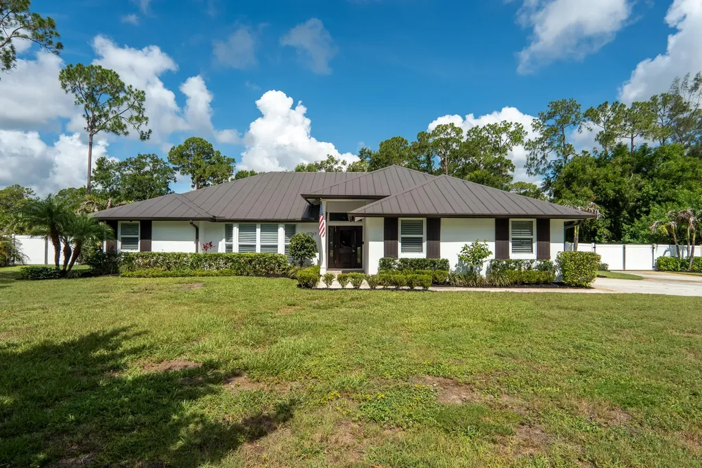 17767 Mellen Lane Jupiter FL 33478