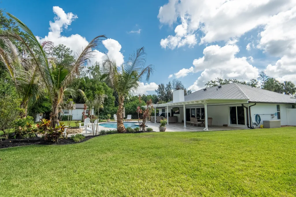 17767 Mellen Lane Jupiter FL 33478
