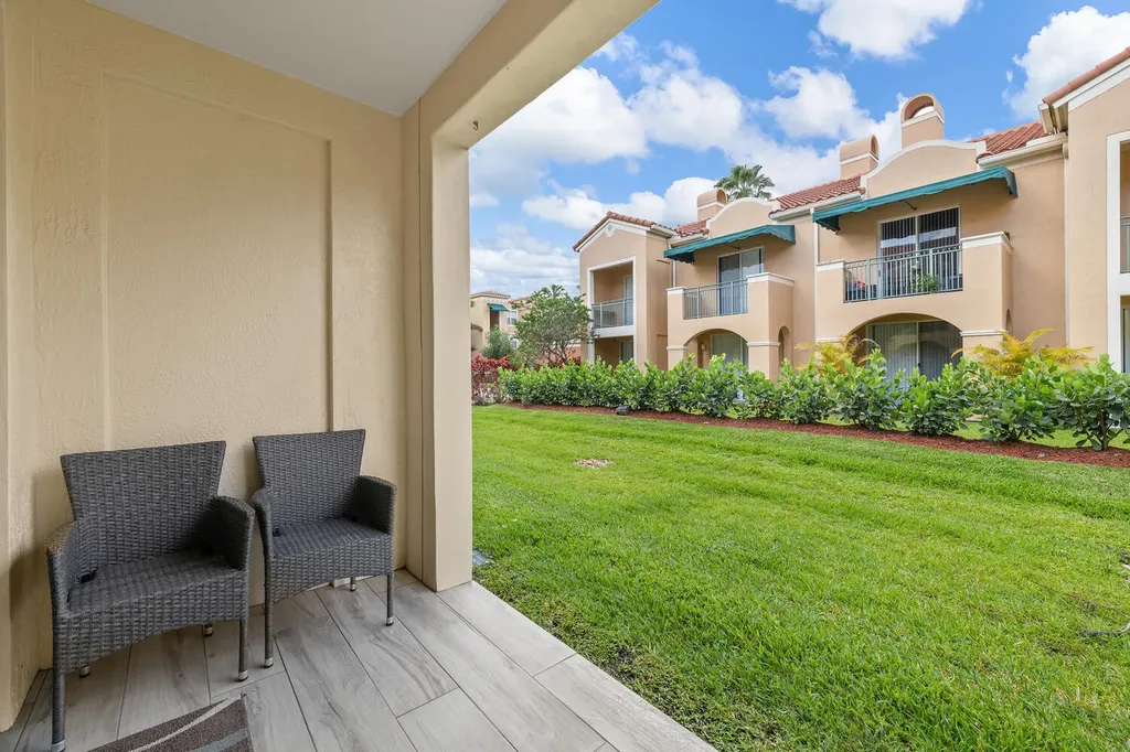 11775 St Andrews Place Wellington FL 33414