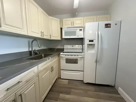 360 Camden P West Palm Beach FL 33417