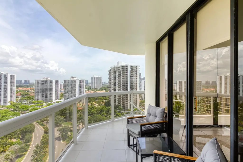 20185 E Country Club Drive Miami FL 33180