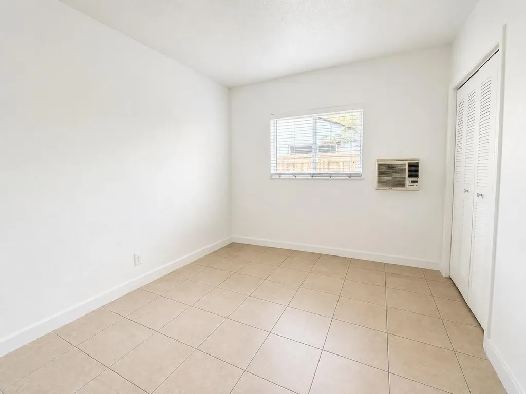 701 SW 14th Avenue Fort Lauderdale FL 33312