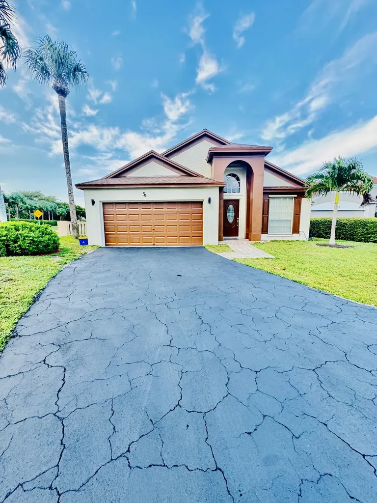 54 Egret Way Boynton Beach FL 33436