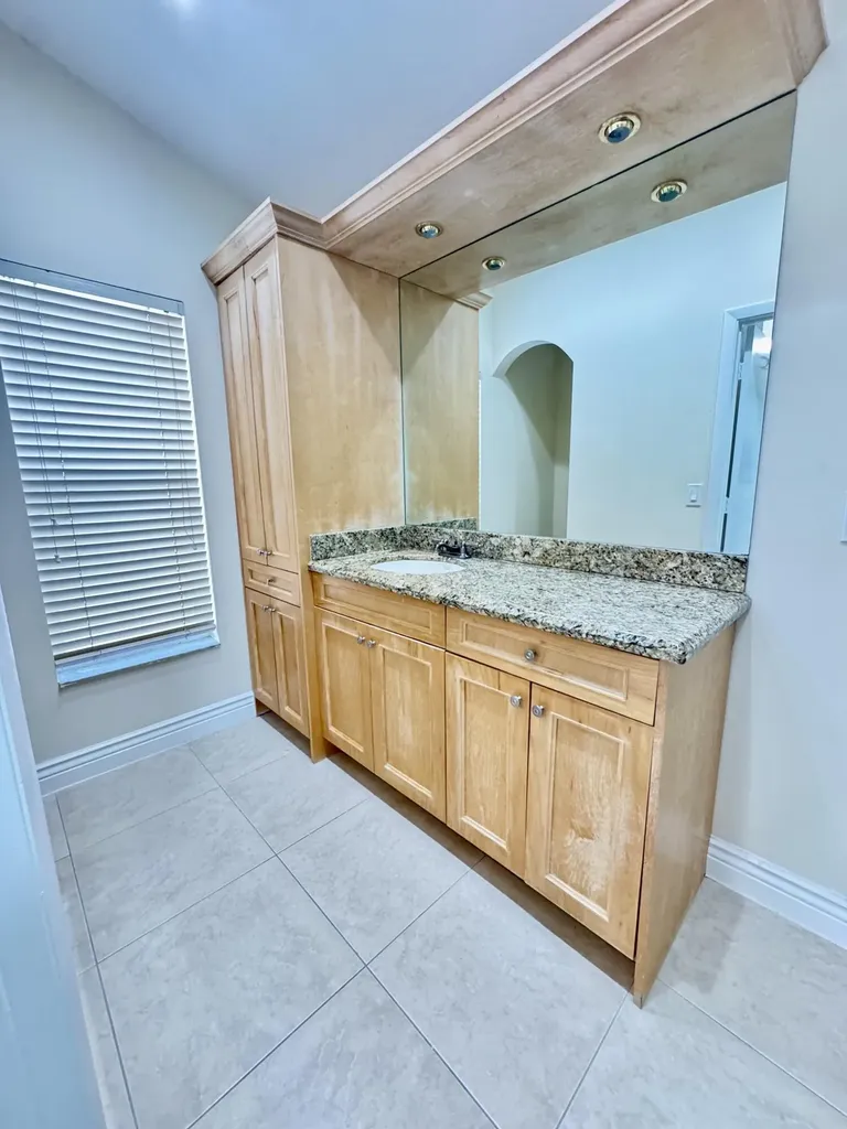 54 Egret Way Boynton Beach FL 33436