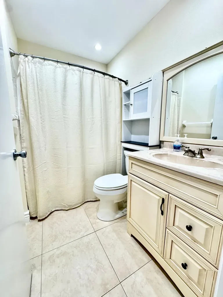 54 Egret Way Boynton Beach FL 33436
