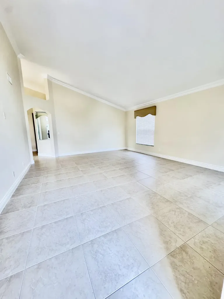 54 Egret Way Boynton Beach FL 33436