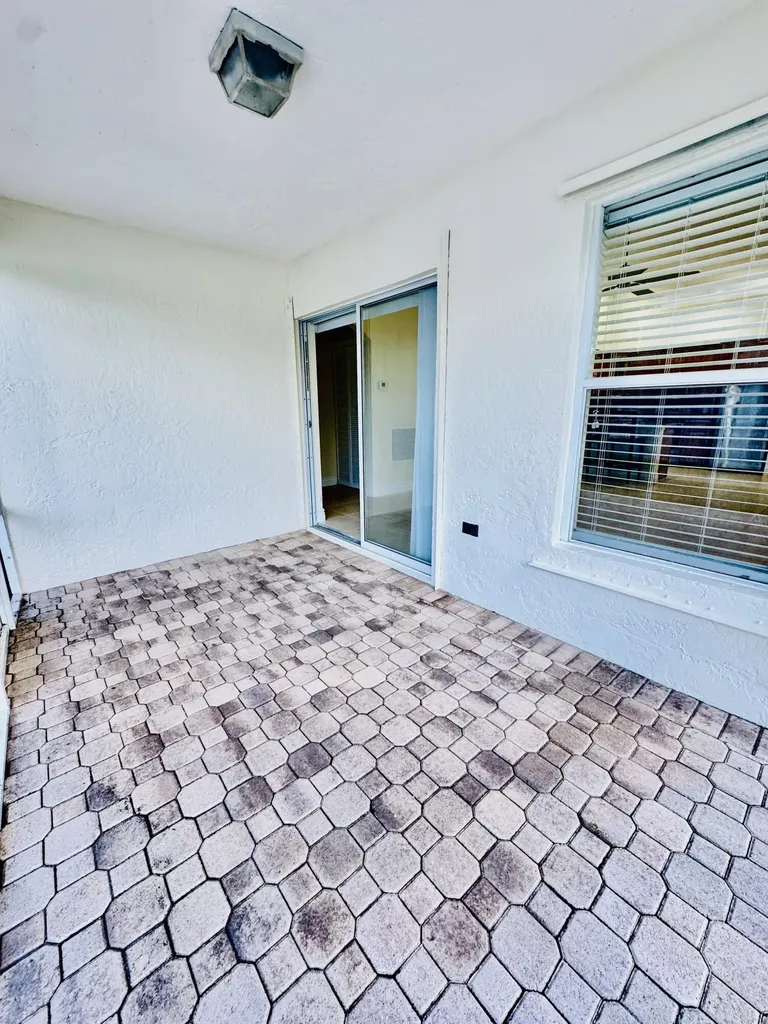 54 Egret Way Boynton Beach FL 33436