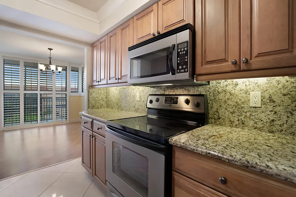 800 Jeffery Street Boca Raton FL 33487