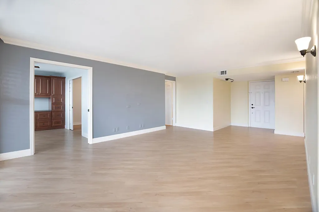 800 Jeffery Street Boca Raton FL 33487