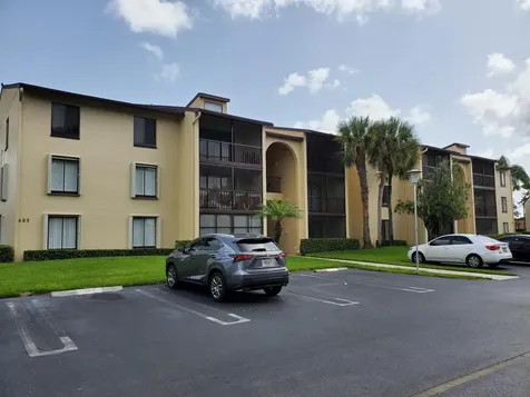 603 Sea Pine Way Greenacres FL 33415