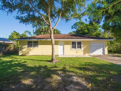 8604 Brookline Avenue Fort Pierce FL 34951