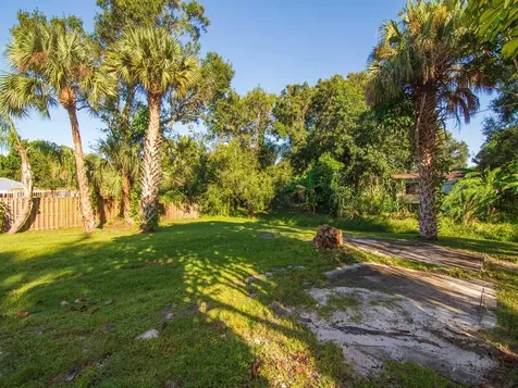 8604 Brookline Avenue Fort Pierce FL 34951