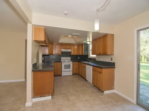 8604 Brookline Avenue Fort Pierce FL 34951