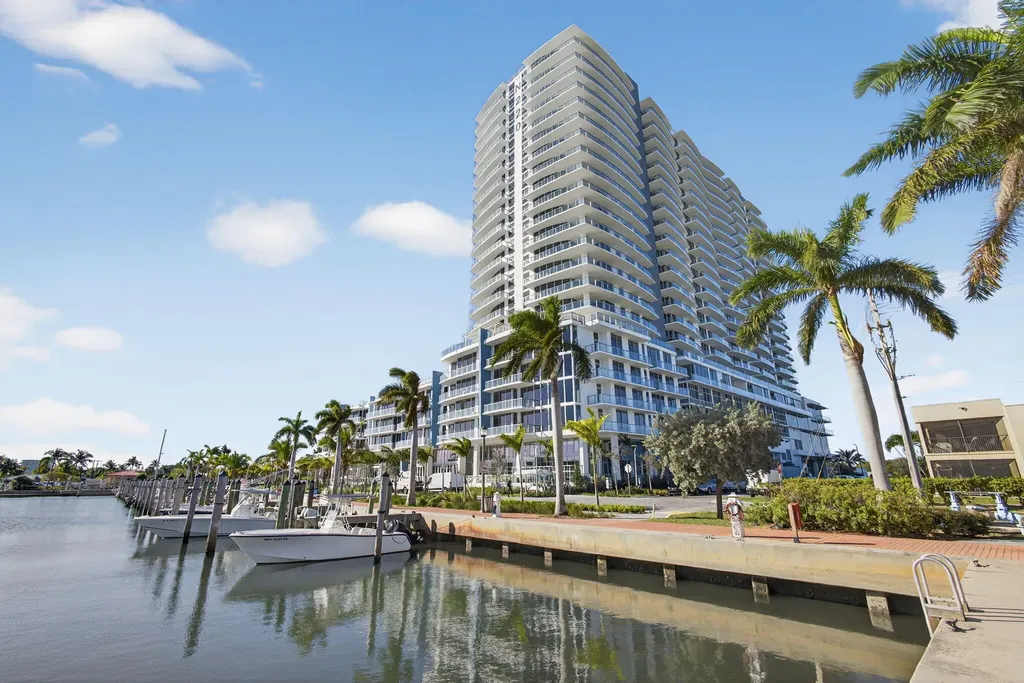 220 Lake Shore Drive Lake Park FL 33403