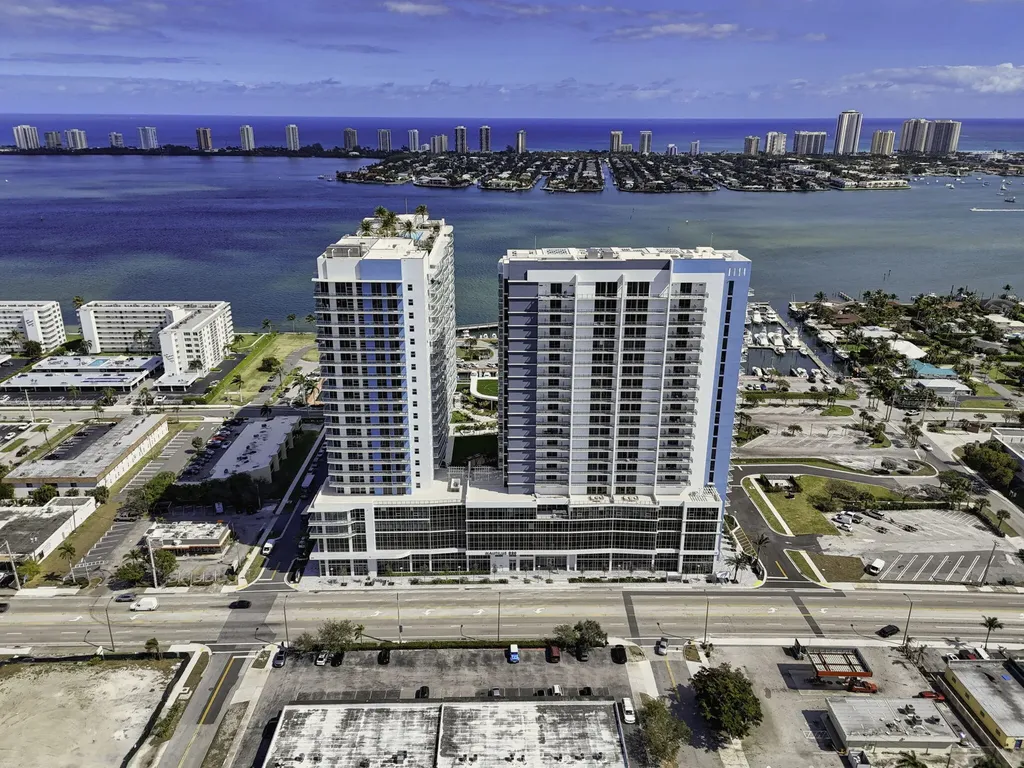 220 Lake Shore Drive Lake Park FL 33403