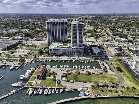 220 Lake Shore Drive Lake Park FL 33403