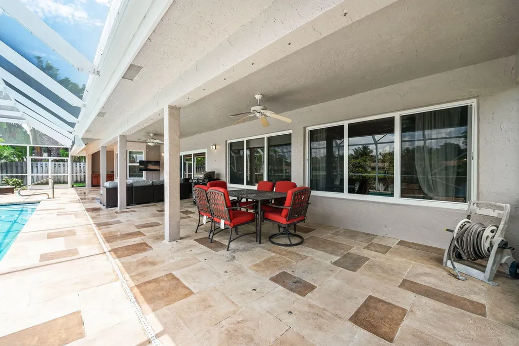 9410 Sea Turtle Manor Plantation FL 33324