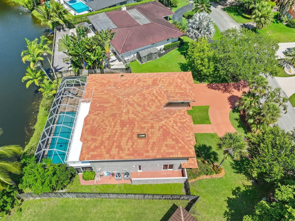 9410 Sea Turtle Manor Plantation FL 33324