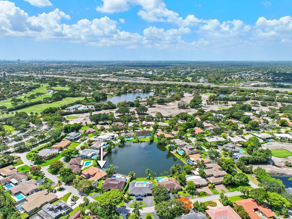 9410 Sea Turtle Manor Plantation FL 33324