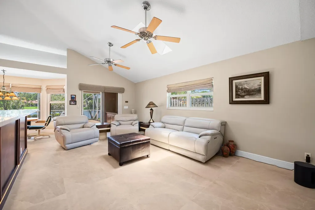 9410 Sea Turtle Manor Plantation FL 33324