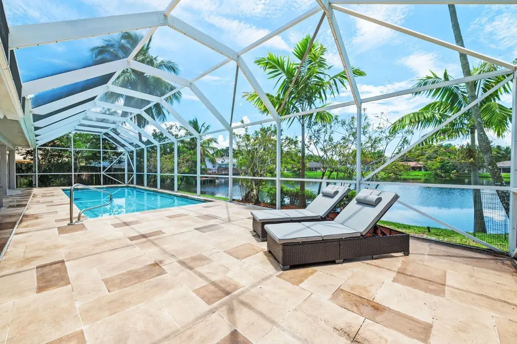 9410 Sea Turtle Manor Plantation FL 33324