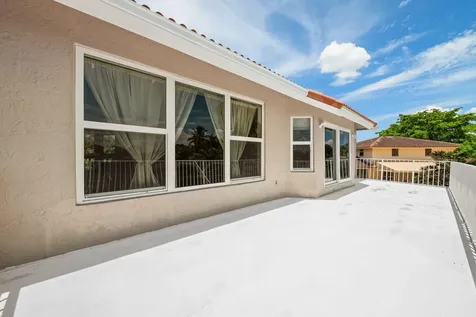 9410 Sea Turtle Manor Plantation FL 33324