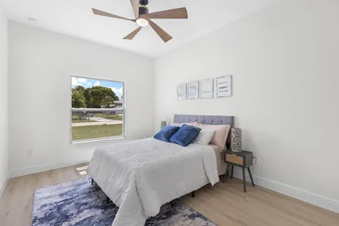 8536 96th Court Vero Beach FL 32967