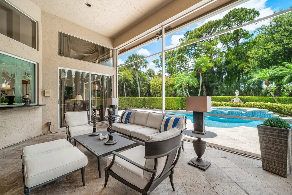 1697 Mayacoo Lakes Boulevard West Palm Beach FL 33411