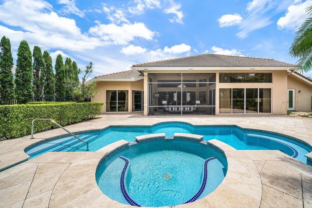 1697 Mayacoo Lakes Boulevard West Palm Beach FL 33411