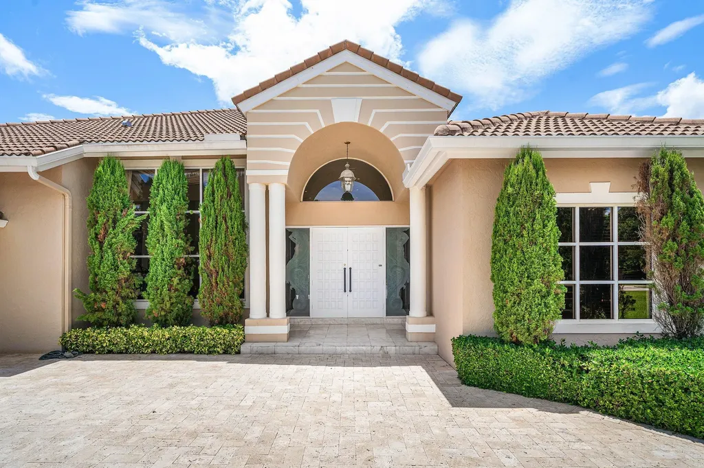 1697 Mayacoo Lakes Boulevard West Palm Beach FL 33411