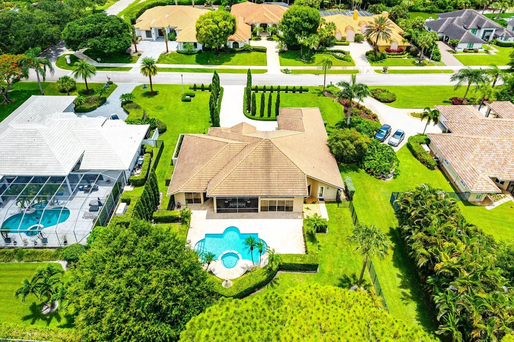 1697 Mayacoo Lakes Boulevard West Palm Beach FL 33411
