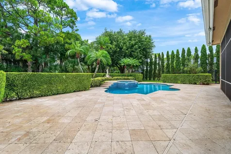 1697 Mayacoo Lakes Boulevard West Palm Beach FL 33411