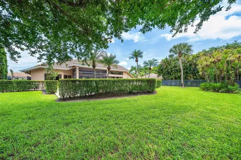 1697 Mayacoo Lakes Boulevard West Palm Beach FL 33411