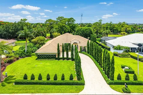 1697 Mayacoo Lakes Boulevard West Palm Beach FL 33411