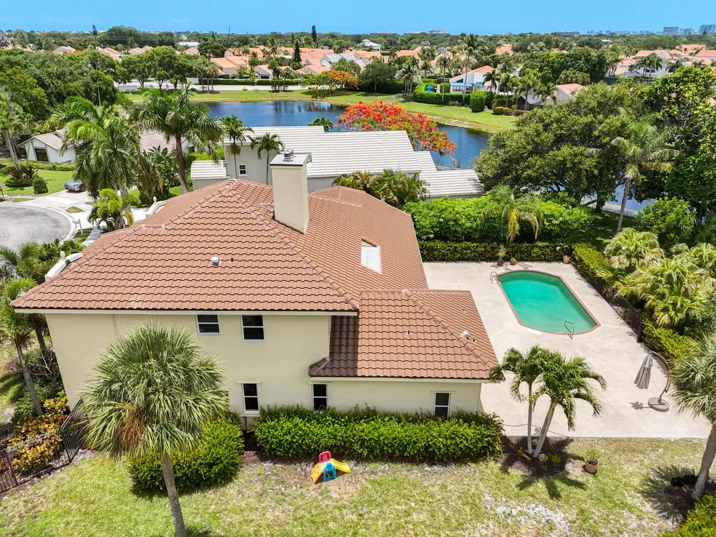 13345 Miles Standish Port Palm Beach Gardens FL 33410