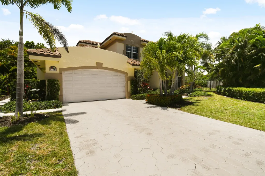 13345 Miles Standish Port Palm Beach Gardens FL 33410