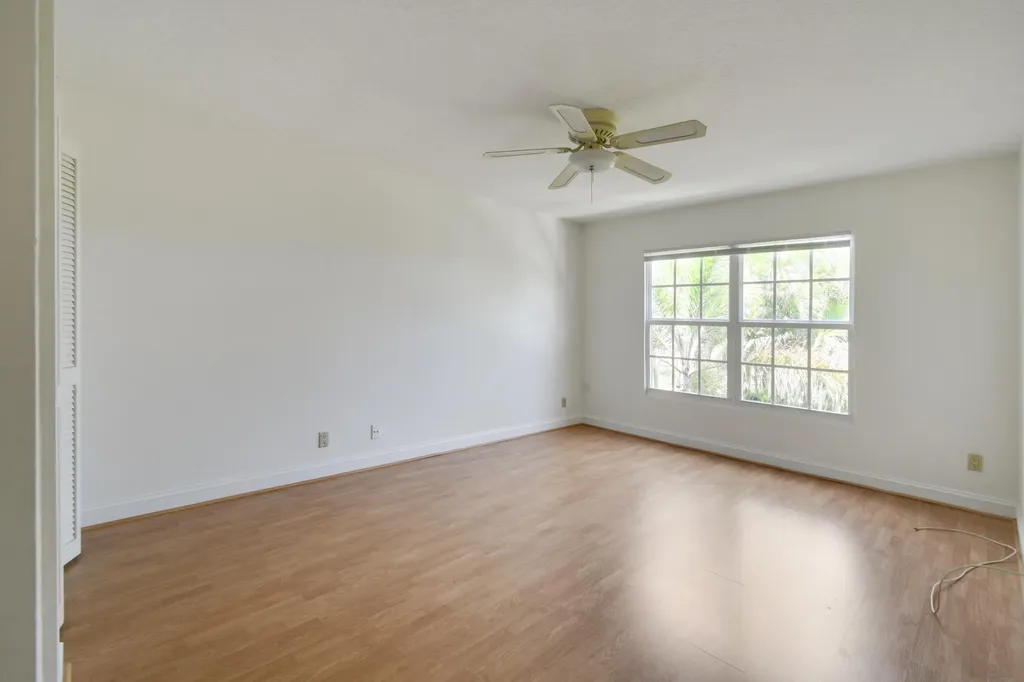 13345 Miles Standish Port Palm Beach Gardens FL 33410
