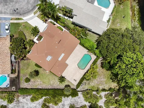 13345 Miles Standish Port Palm Beach Gardens FL 33410
